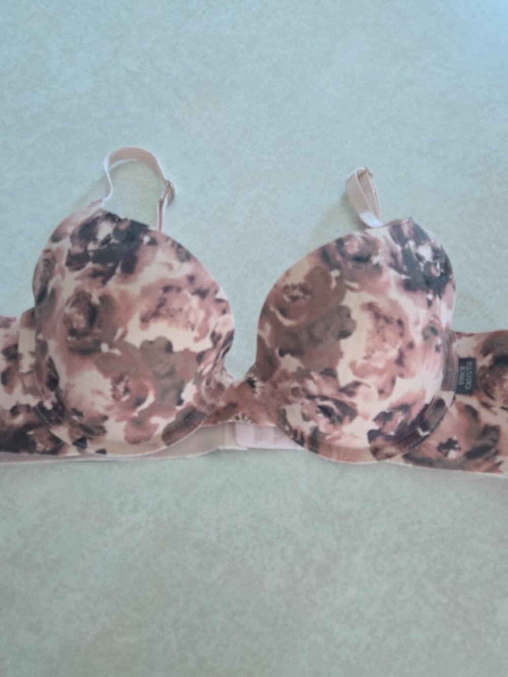 Vince Camuto Mauve Pink Floral Underwire Molded cup Bra Womans Size 36B